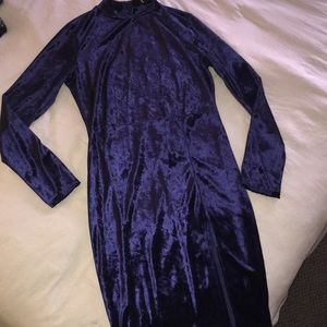 Windsor Velvet Dress, Size L